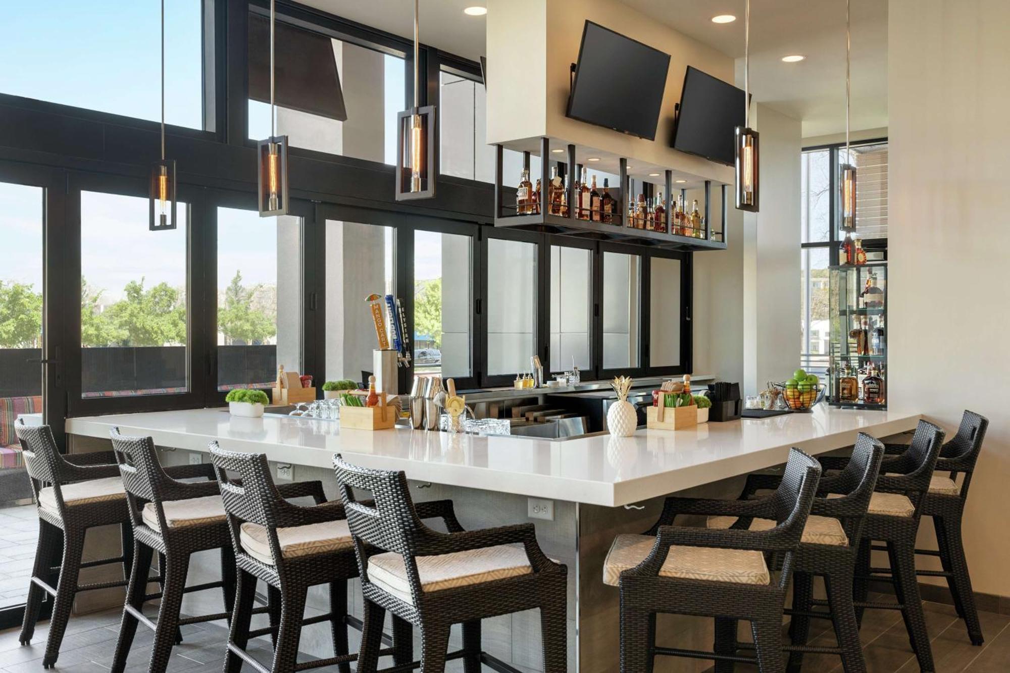 Home2 Suites By Hilton Woodland Hills Los Angeles Dış mekan fotoğraf