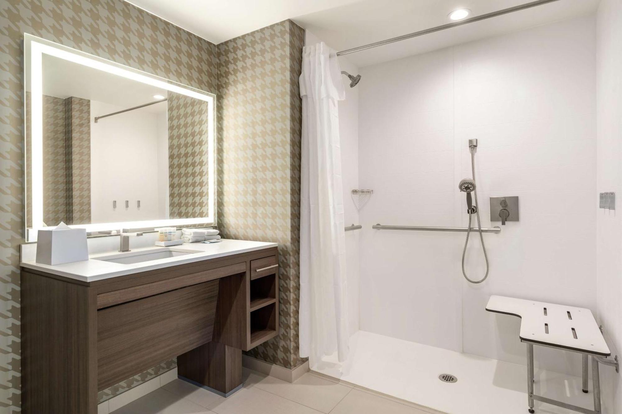 Home2 Suites By Hilton Woodland Hills Los Angeles Dış mekan fotoğraf